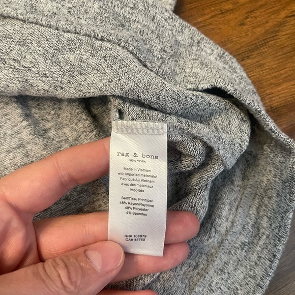 Rag & Bone Long Sleeve VNeck Tshirt Size XS - Picture 3 of 4